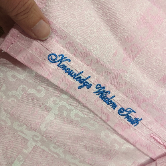 Robert Graham linen blend button up - Picture 8 of 8